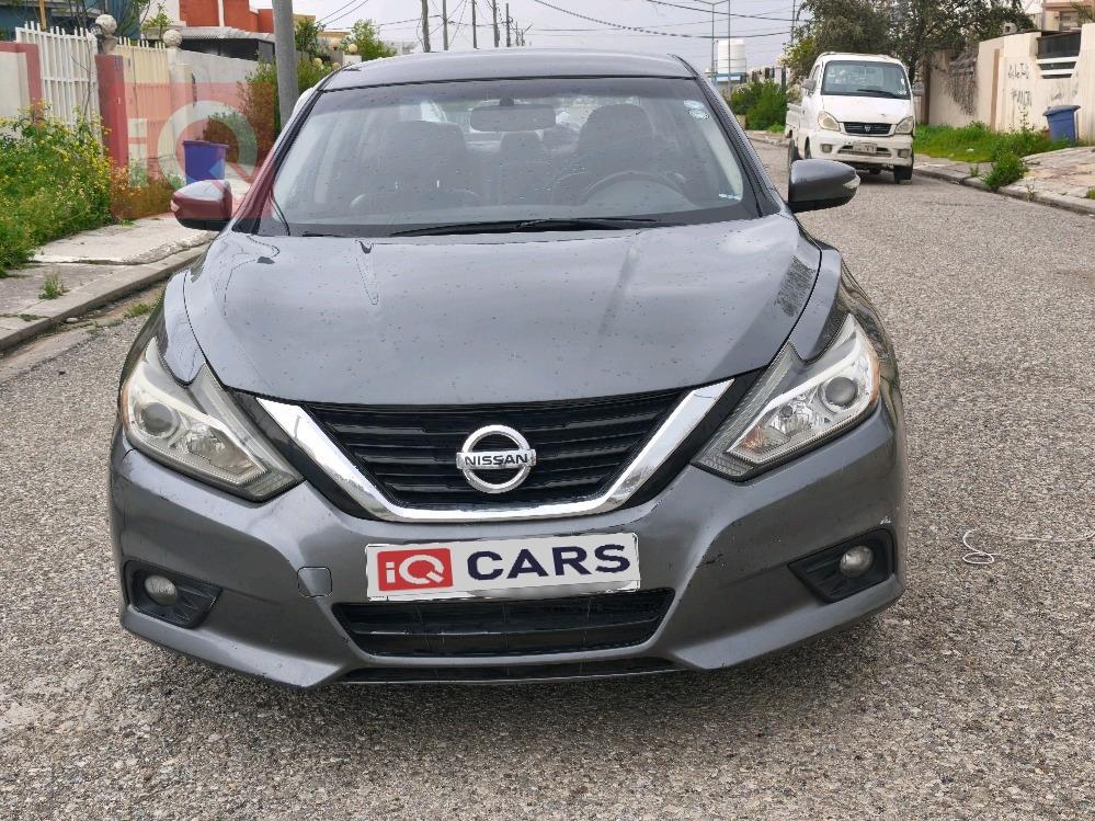 نيسان ألتيما